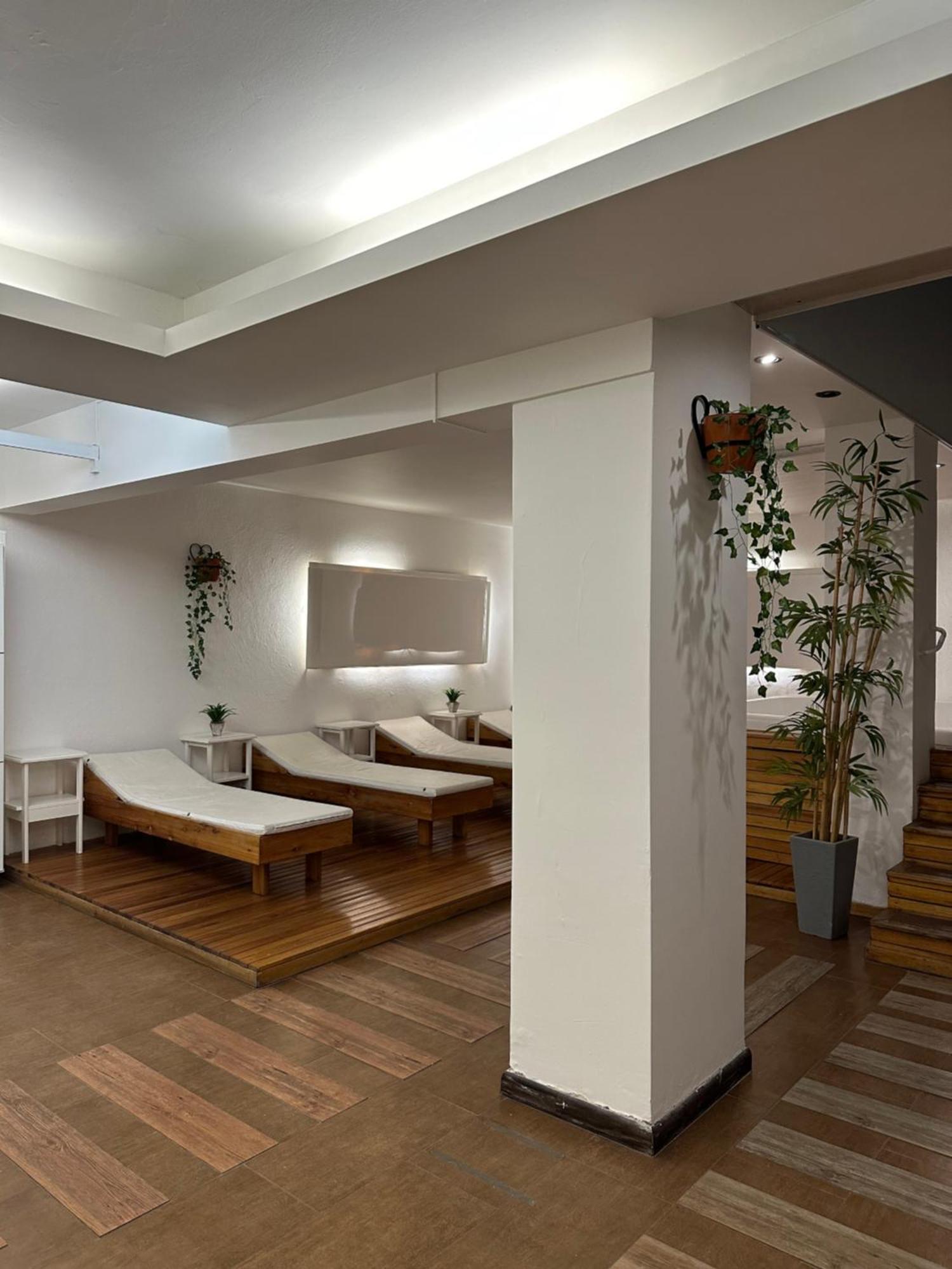 Hotel Grand Santa Teresita 3*